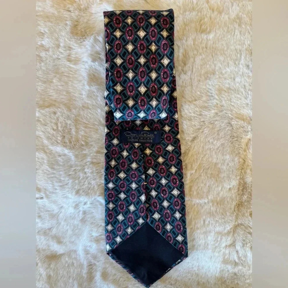 Oscar de la Renta 100% silk Abstract Tie 55.5" long couture vintage collection - Picture 6 of 9